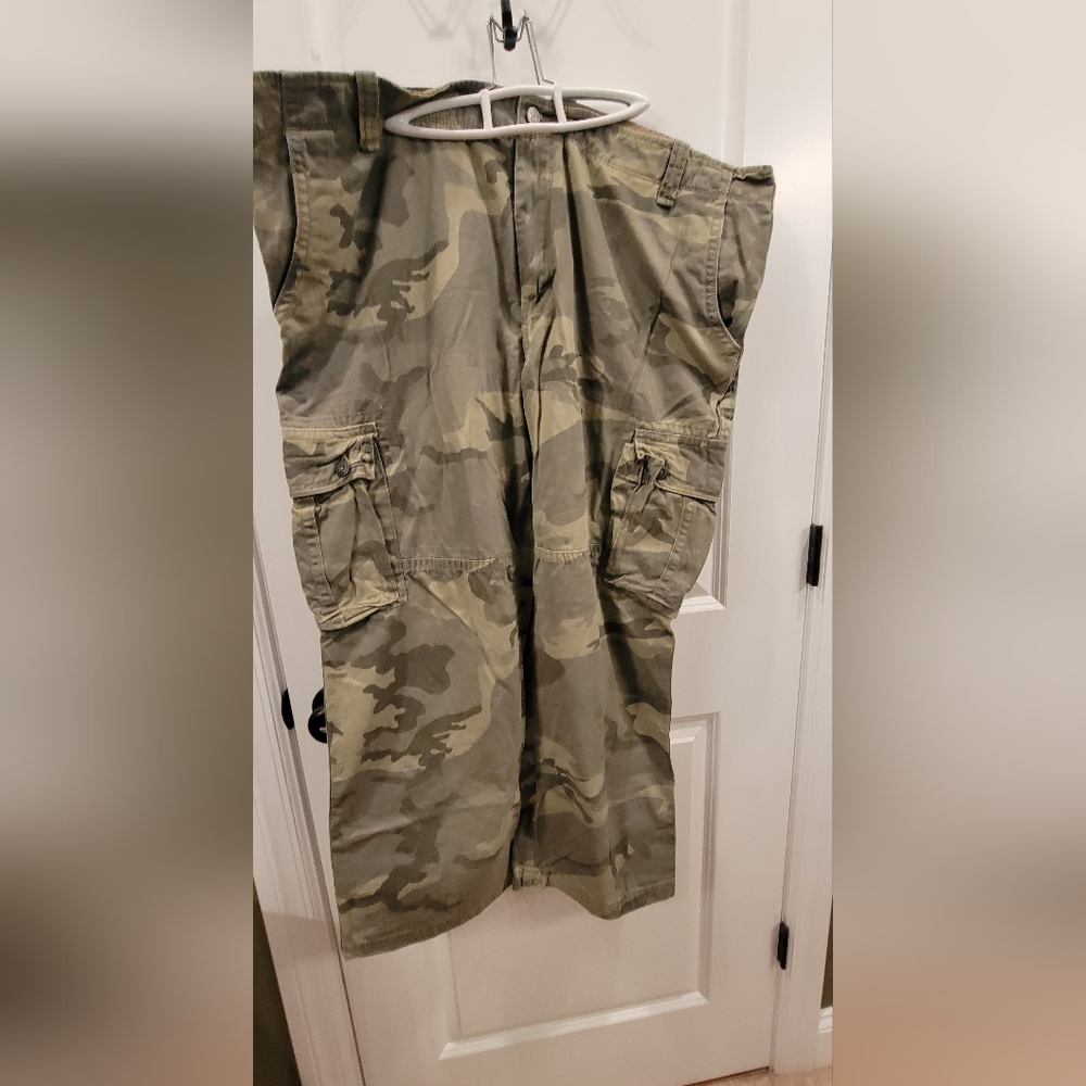 Old Navy cargo pants